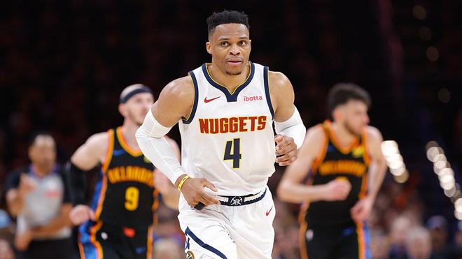 的成长与平 的成长与平