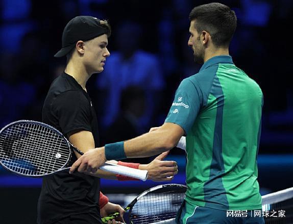 法甲赛场闪 法甲赛场闪