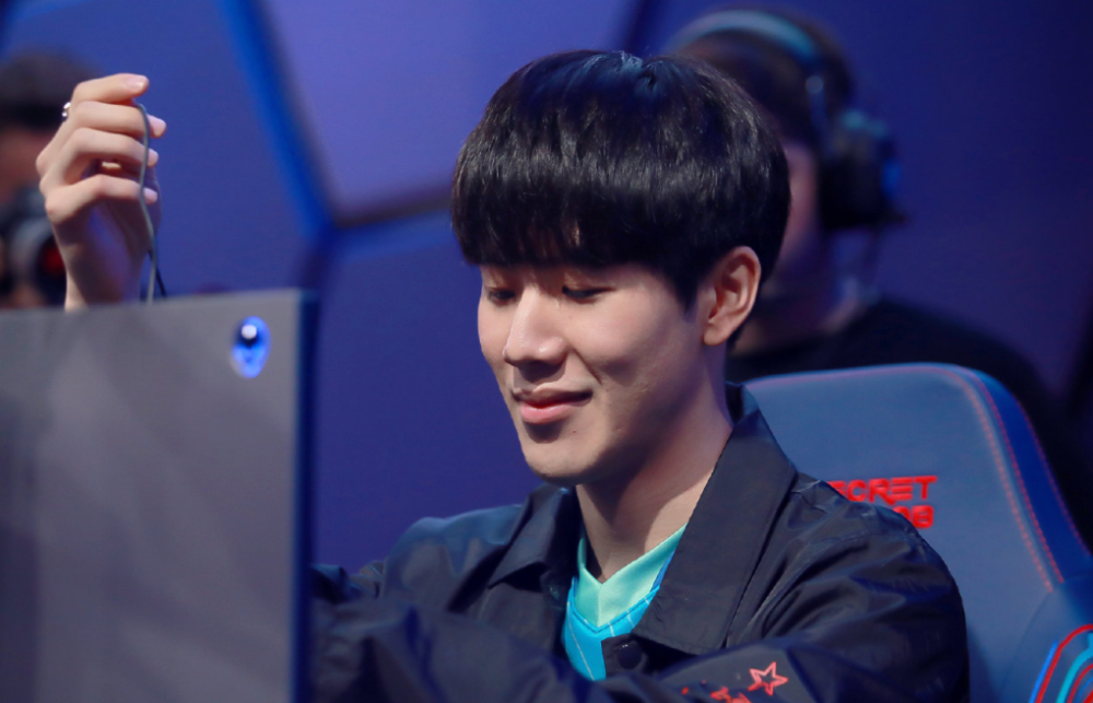 法出众著称 法出众著称