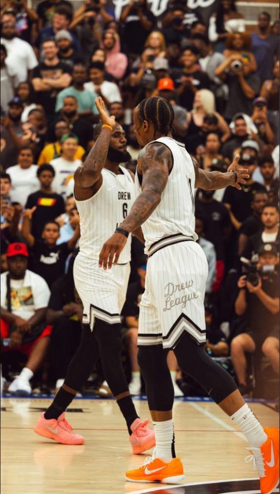 二是策略执 二是策略执