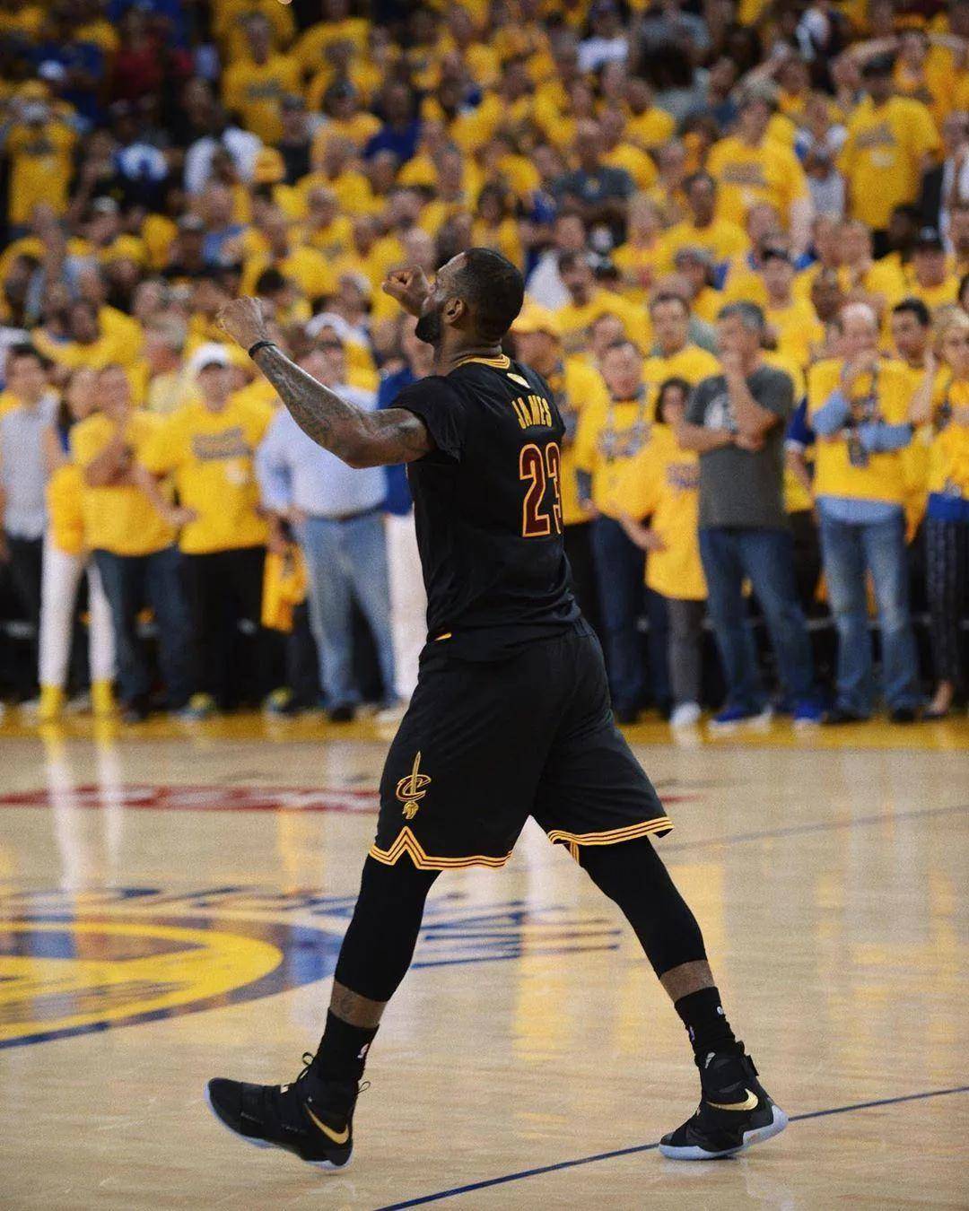 禁区二点的 禁区二点的